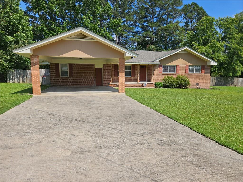 13th Ave, Lanett, AL 36863