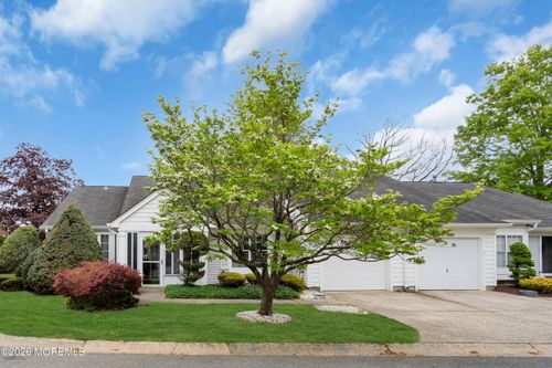 880A Winchester Ct, Manchester, NJ, 08759-5359 | Card Image