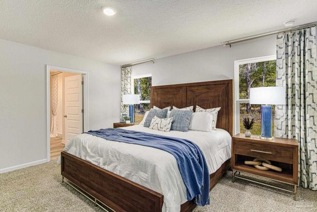 2790 Chevy Cir, House other with 5 bedrooms, 3 bathrooms and 2 parking in Pace FL | Image 4