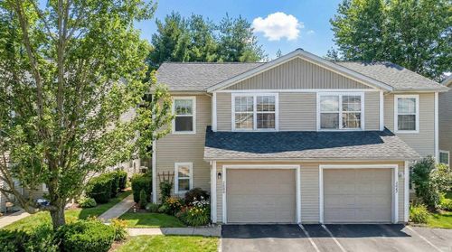 2869 S Walnut Street Pike, Bloomington, IN, 47401-8402 | Card Image