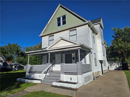 4111 E 79th St, Cleveland, OH, 44105-5111 | Card Image