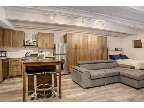 419-1495 Vrain St, Denver, CO, 80204-2075 | Card Image