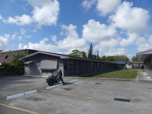 1-8-2247 Taylor Street, Hollywood, FL, 33020 | Card Image