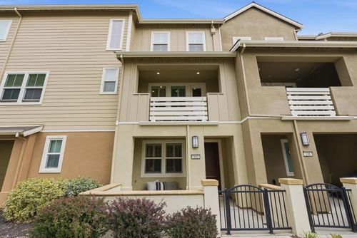 142 Triggs Ln, Morgan Hill, CA, 95037 | Card Image
