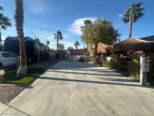 373-8175 Arville St, Las Vegas, NV, 89139-7111 | Card Image