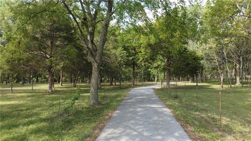 11191 County Lane 176, Carthage, MO, 64836-6286 | Card Image