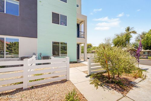 9-2601 E Clarendon Avenue, Phoenix, AZ, 85016 | Card Image