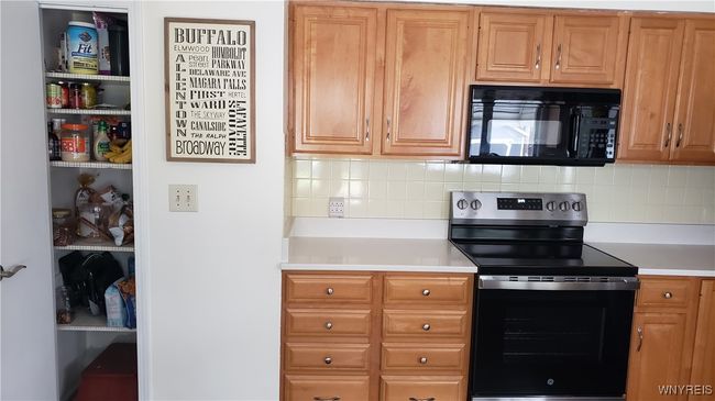 211 Brookside Ter, House other with 4 bedrooms, 3 bathrooms and null parking in Tonawanda NY | Image 16
