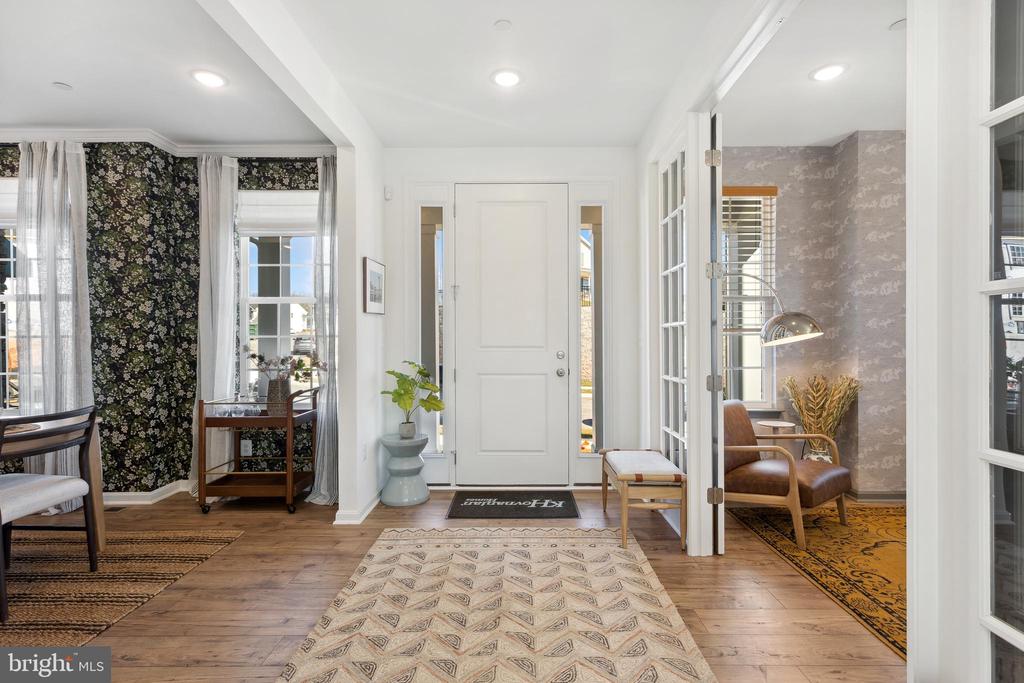 Perkins Cir, White Marsh, MD 21162