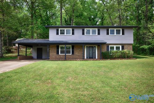 1806 Becky Ln, Scottsboro, AL, 35769-3935 | Card Image