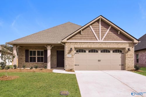 9509 Hampton Oak Dr, Owens Cross Roads, AL, 35763-4822 | Card Image