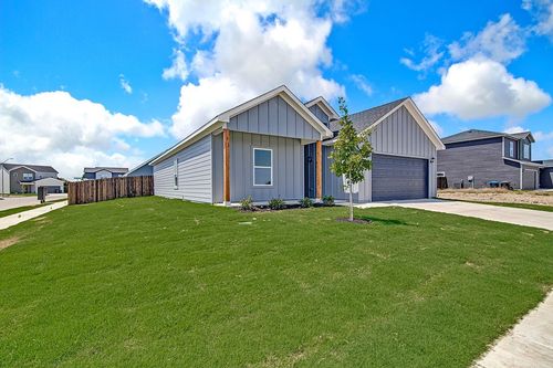 213 Marble Creek Dr, Fort Worth, TX, 76131-4020 | Card Image