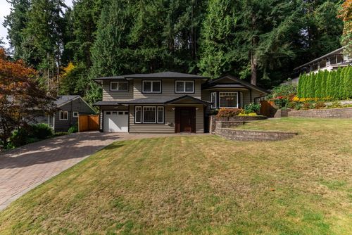 1941 Arborlynn Dr, North Vancouver, BC, V7J2V7 | Card Image