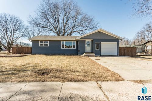 209 E Albert St Street, Freeman, SD, 57029 | Card Image