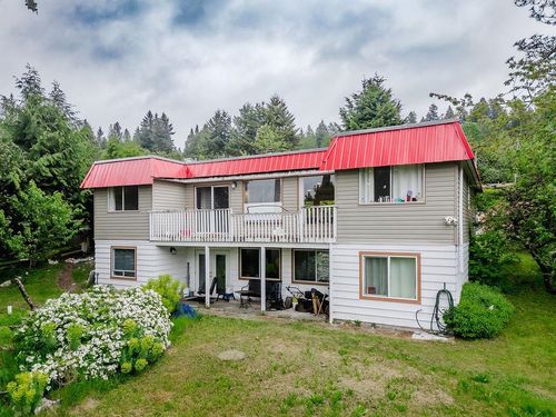 5197 Radcliffe Road, Sechelt, BC, V7Z0C1 | Card Image