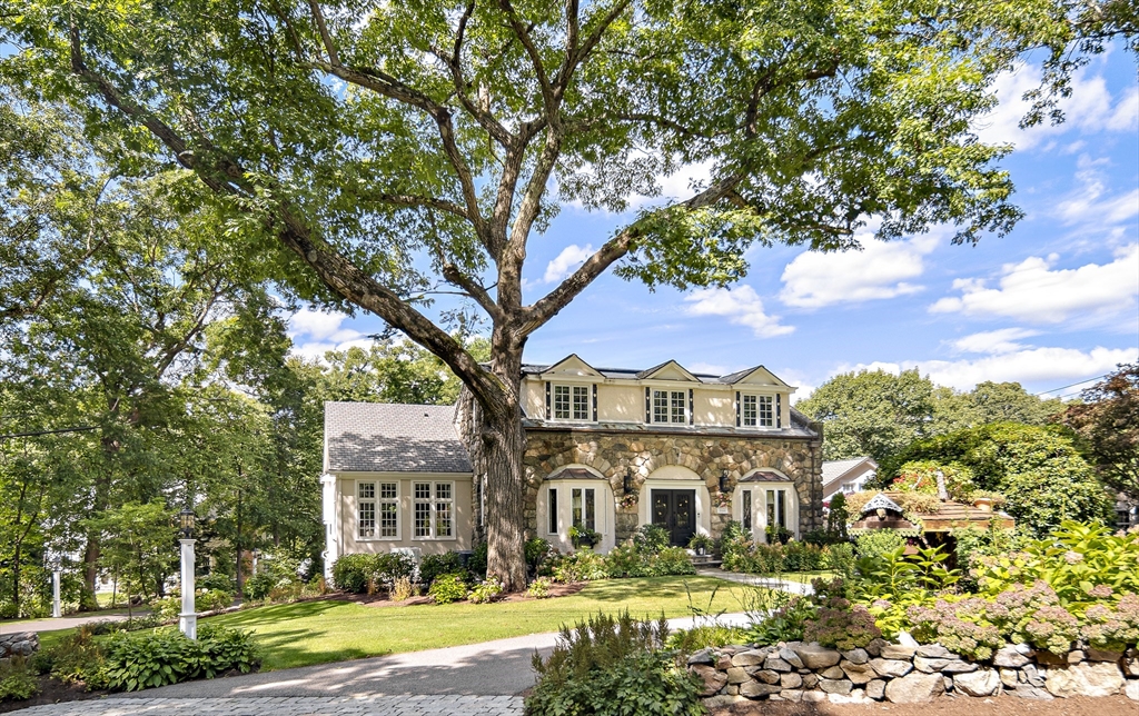 Byron Rd, Weston, MA 02493