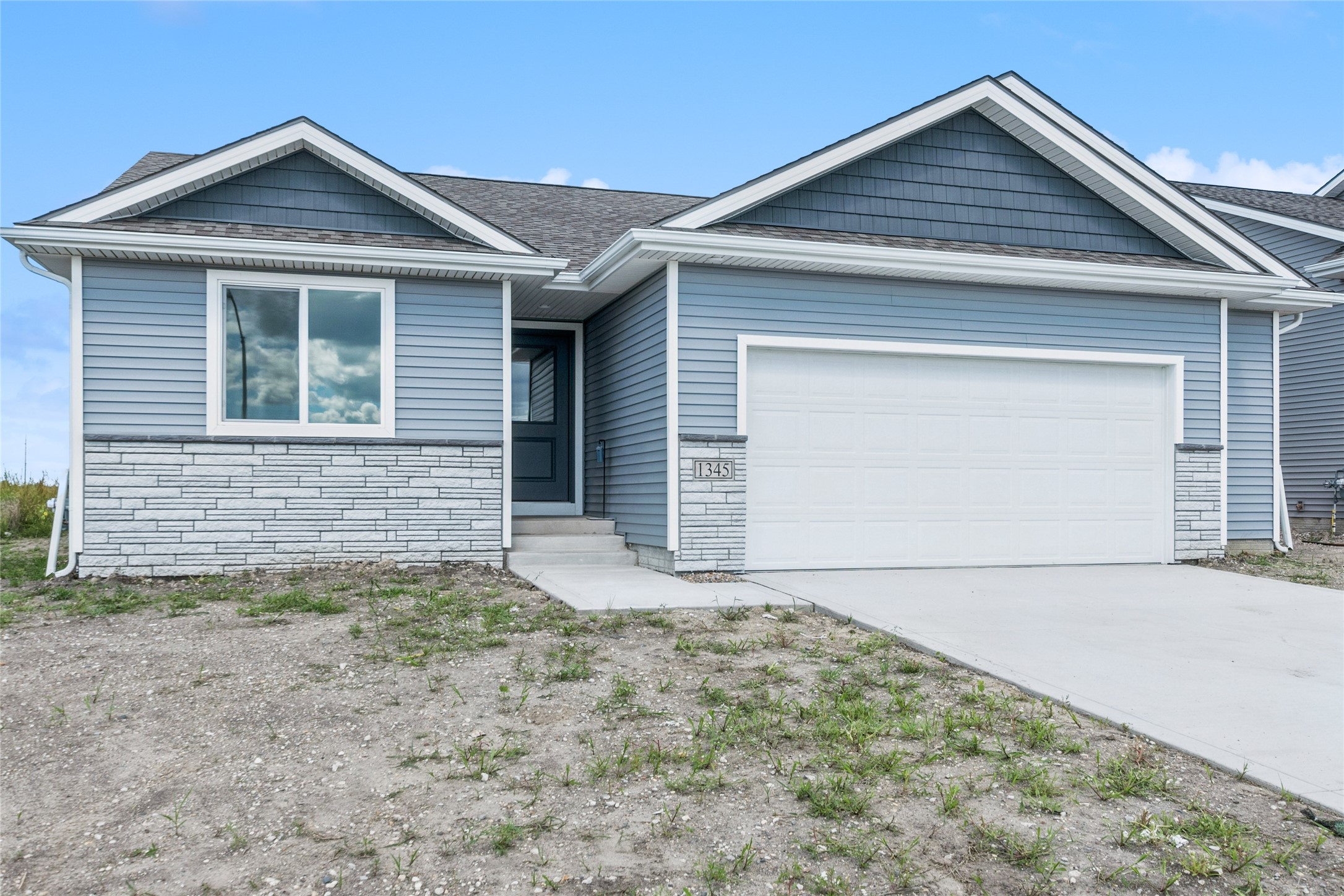 Locust St, Waukee, IA 50263