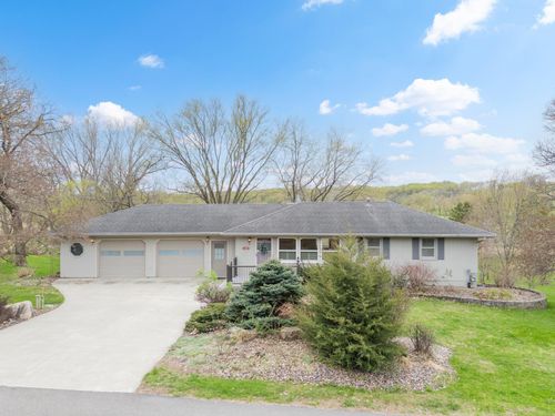 3928 Oak Park Circle Se, Rochester, MN, 55904 | Card Image