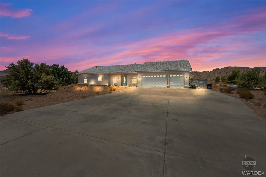 Palo Christo Dr, Kingman, AZ 86409