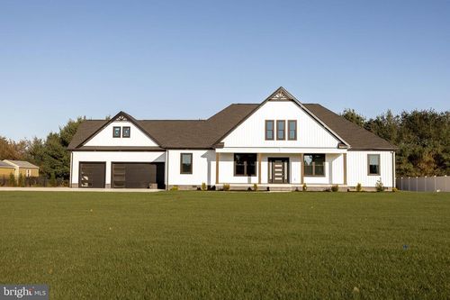 5692 King Stuart Dr, SALISBURY, MD, 21801-2560 | Card Image