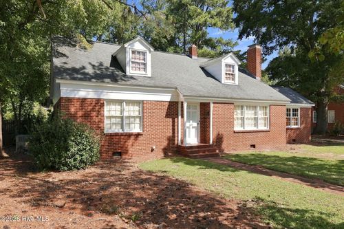 407 Cooper Dr, Clinton, NC, 28328-2817 | Card Image