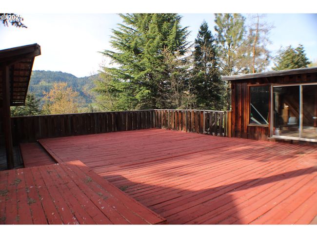 497 Wood Crest Dr, House other with 3 bedrooms, 3 bathrooms and 2 parking in Myrtle Creek OR | Image 25