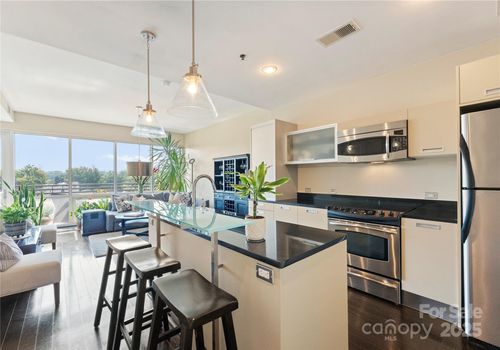 unit-601-1133 Metropolitan Ave, Charlotte, NC, 28204-3401 | Card Image