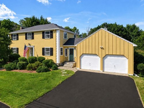19 Belmont Rd, Wakefield, MA, 01880-3603 | Card Image