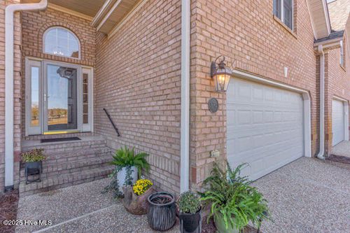 3064 Annsdale Dr S, Leland, NC, 28451-8899 | Card Image