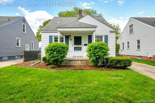 900 N Edison Ave, Royal Oak, MI, 48067-2173 | Card Image