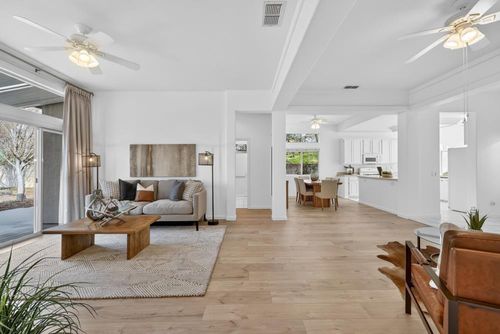 510 Diamond Glen Cir, Folsom, CA, 95630-3167 | Card Image