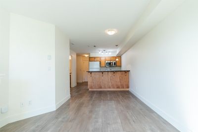 117 - 30525 Cardinal Ave, Condo with 1 bedrooms, 1 bathrooms and 1 parking in Abbotsford BC | Image 3