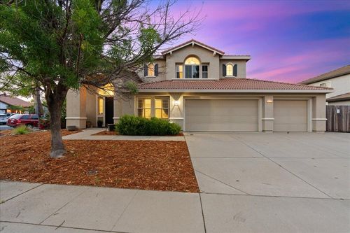201 Pepper Tree Court, Roseville, CA, 95747 | Card Image