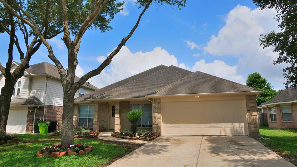 1205 Divin Drive, For Rent in Rosenberg Zoocasa