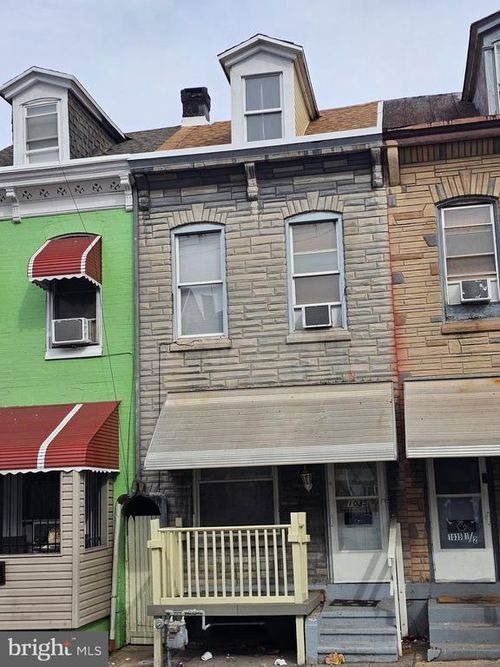 1035 Cotton St, READING, PA, 19602-2553 | Card Image