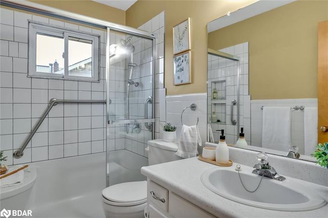 28 Bond St E, House other with 3 bedrooms, 2 bathrooms and 2 parking in Fenelon Falls ON | Image 18