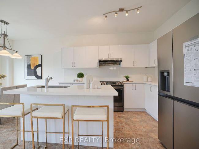 30 Mansard Dr, House other with 4 bedrooms, 3 bathrooms and 2 parking in Richmond Hill ON | Image 8