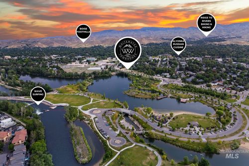 3243 W Moore St, Boise, ID, 83702-2146 | Card Image