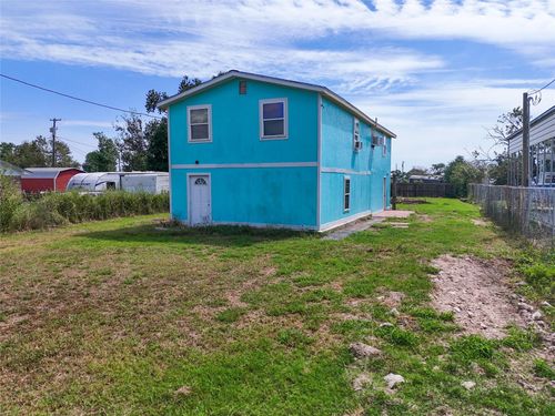 381 Center St, Matagorda, TX, 77457 | Card Image
