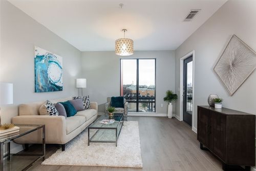 apt-310-5609 Smu Blvd, Dallas, TX, 75206-5099 | Card Image