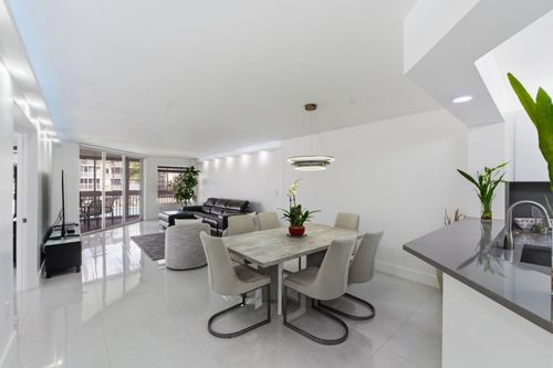 201-7524 Granville Dr, Tamarac, FL, 33321-8736 | Card Image