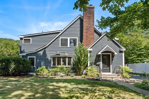 9 Venner Rd, Arlington, MA, 02476-8027 | Card Image