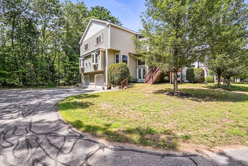 c-3 Governors Way, Milford, MA, 01757-5113 | Card Image