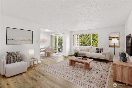 205-330 Elm St, Everett, WA, 98203-1936 | Card Image