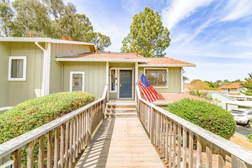 3264 Monika Ln, Fairview, CA, 94541-3462 | Card Image