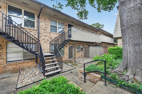 220-7929 Royal Ln, Dallas, TX, 75230-3760 | Card Image