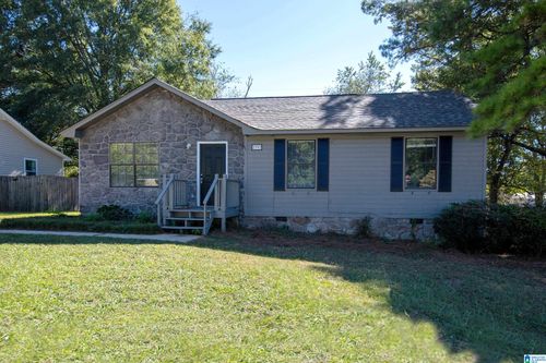 2392 Zinnia Dr, HUEYTOWN, AL, 35023-3052 | Card Image