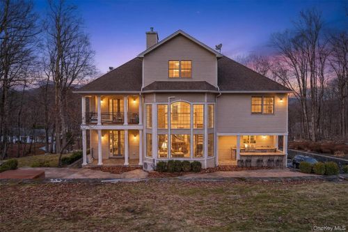 53 Gibson Hill Rd, Chester, NY, 10918-2318 | Card Image