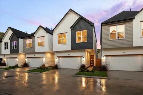 1830 W Tidwell Rd, Houston, TX, 77091-5400 | Card Image
