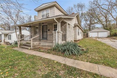 6947 College Avenue, House other with 3 bedrooms, 2 bathrooms and null parking in Kansas City MO | Image 3